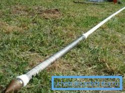Pozo abisinio de tubos de plástico y una Pozo abisinio de tubos de plástico y una