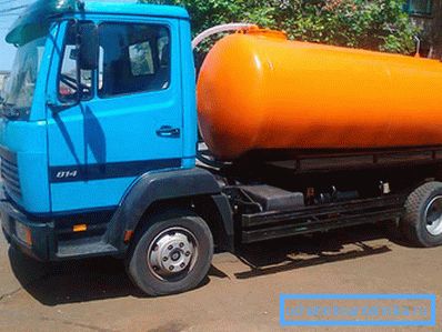 904 Assenizatorny coche Ilosos