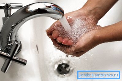 Funcionamiento ininterrumpido del lavabo. Funcionamiento ininterrumpido del lavabo.