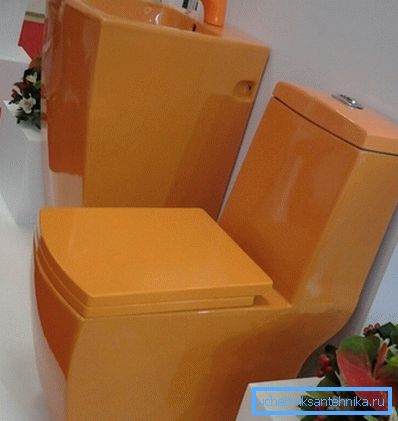 La mayoría de los fabricantes, para compensar el costo de fabricación, crean un conjunto junto con un lavabo y lo venden solo juntos. La mayoría de los fabricantes, para compensar el costo de fabricación, crean un conjunto junto con un lavabo y lo venden solo juntos.