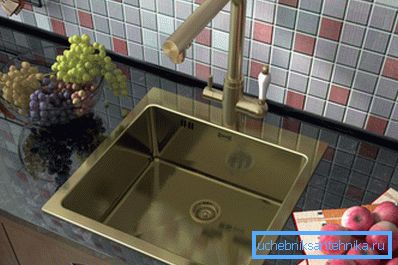 Fregadero de bronce para la cocina - un signo de solidez. Fregadero de bronce para la cocina - un signo de solidez.