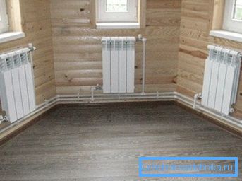 Cuanto más grande sea la habitación, más secciones de radiador se necesitan para calentarla. Cuanto más grande sea la habitación, más secciones de radiador se necesitan para calentarla.