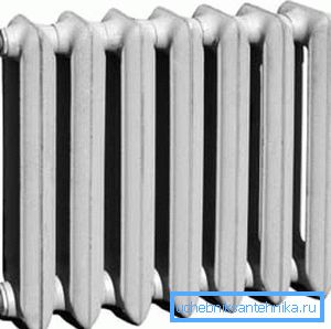 Batería de hierro fundido - un clásico entre los equipos climáticos. Batería de hierro fundido - un clásico entre los equipos climáticos.