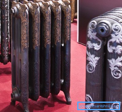 Los modelos de hierro fundido están equipados con patas no solo para la recepción de diseño, sino también porque tienen un peso pesado. Los modelos de hierro fundido están equipados con patas no solo para la recepción de diseño, sino también porque tienen un peso pesado.