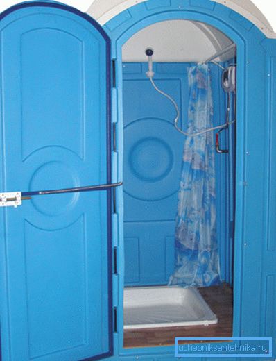 La ducha del país o del edificio es necesaria para garantizar la higiene en lugares donde surgen dificultades. La ducha del país o del edificio es necesaria para garantizar la higiene en lugares donde surgen dificultades.