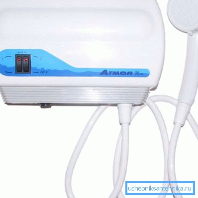El sensor no permitirá que el calentador de flujo se encienda a una presión de agua inferior a 0,3 kgf / cm2. El sensor no permitirá que el calentador de flujo se encienda a una presión de agua inferior a 0,3 kgf / cm2.