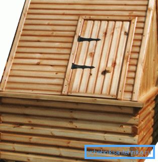 La casa de madera será un gran bien decorado. La casa de madera será un gran bien decorado.