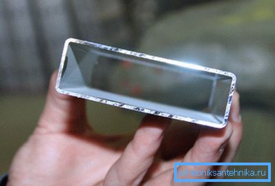 Para los soportes se utiliza el tubo de perfil de sección rectangular. Para los soportes se utiliza el tubo de perfil de sección rectangular.