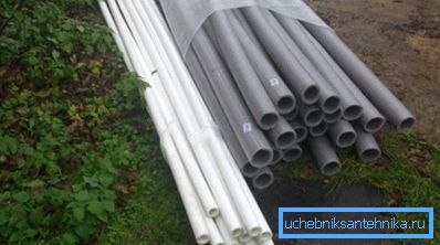 Recomendamos el uso de tuberías de plástico para el suministro de agua. Recomendamos el uso de tuberías de plástico para el suministro de agua.
