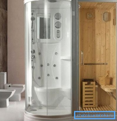 Cabina de ducha con sauna integrada.