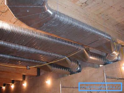 Operación de tuberías de gran diámetro en salas técnicas. Operación de tuberías de gran diámetro en salas técnicas.