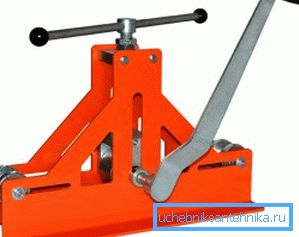 Si no quiere preocuparse por el proceso de fabricación, soldadura y torsión, entonces puede comprar una versión lista para usar (ventajosa si tiene que doblar mucho) Si no quiere preocuparse por el proceso de fabricación, soldadura y torsión, entonces puede comprar una versión lista para usar (ventajosa si tiene que doblar mucho)