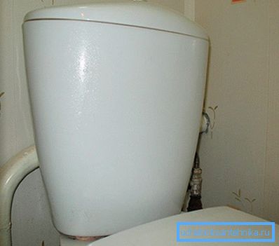 Si se ha formado condensación, no debe correr de inmediato a la tienda y exigir el intercambio de bienes, primero debe asegurarse de que se crean condiciones Si se ha formado condensación, no debe correr de inmediato a la tienda y exigir el intercambio de bienes, primero debe asegurarse de que se crean condiciones