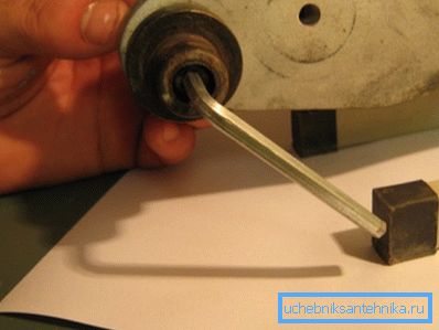 Arreglando el hexágono mandril Arreglando el hexágono mandril