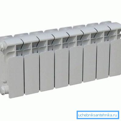 Foto de un radiador de aluminio. Foto de un radiador de aluminio.