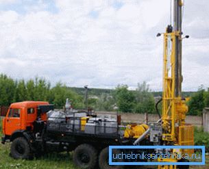 Fotos de la máquina perforadora sobre la base del coche KAMAZ. Fotos de la máquina perforadora sobre la base del coche KAMAZ.