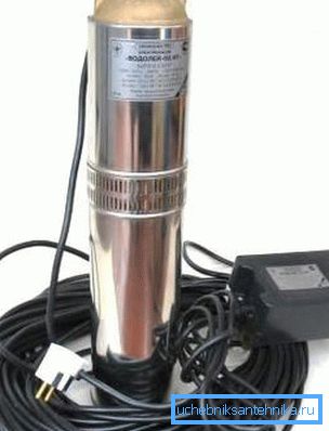 Foto de una bomba centrífuga sumergible. Foto de una bomba centrífuga sumergible.