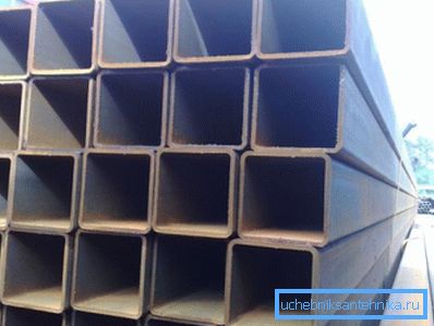Fotos de productos de acero perfilados. Fotos de productos de acero perfilados.