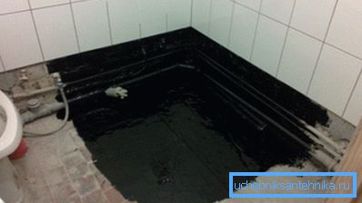 La impermeabilización se realiza con una llamada en las paredes. La impermeabilización se realiza con una llamada en las paredes.