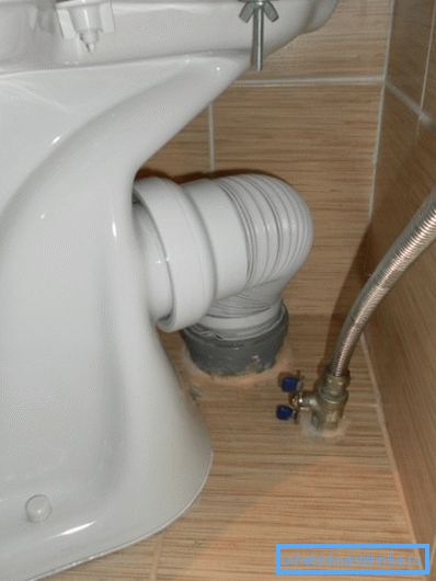 La corrugación le permite conectar el incompatible. La corrugación le permite conectar el incompatible.