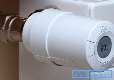 La instalación horizontal del cabezal térmico evitará su calentamiento con aire caliente. La instalación horizontal del cabezal térmico evitará su calentamiento con aire caliente.