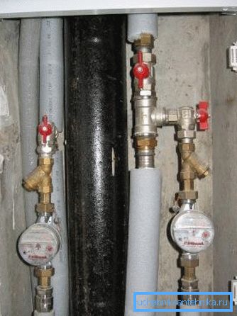 Estas son las grúas que necesitan ser reparadas primero. Estas son las grúas que necesitan ser reparadas primero.