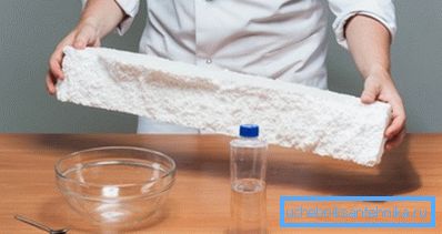 Ingredientes para hacer pegamento.