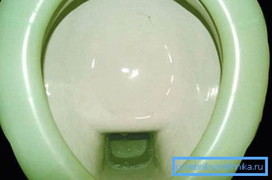 Uso de agua hirviendo.