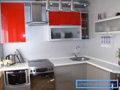 El uso de tales elementos de plomería liberará significativamente espacio en la cocina y al mismo tiempo hará que sea más visual El uso de tales elementos de plomería liberará significativamente espacio en la cocina y al mismo tiempo hará que sea más visual