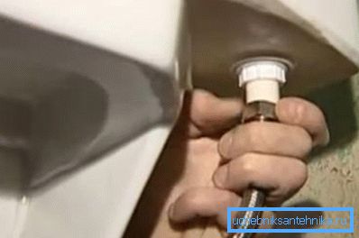 El producto le permite llevar agua rápida y fácilmente a los lugares más inaccesibles. El producto le permite llevar agua rápida y fácilmente a los lugares más inaccesibles.