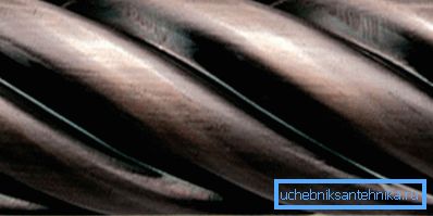 La calidad de dichos productos está determinada por la profundidad de las muescas y su uniformidad, que también afecta el costo del producto final. La calidad de dichos productos está determinada por la profundidad de las muescas y su uniformidad, que también afecta el costo del producto final.
