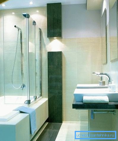 Cómo instalar una ducha en el país con un baño.