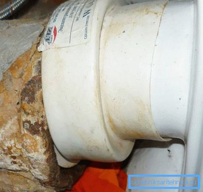 3969 Cómo instalar un manguito excéntrico