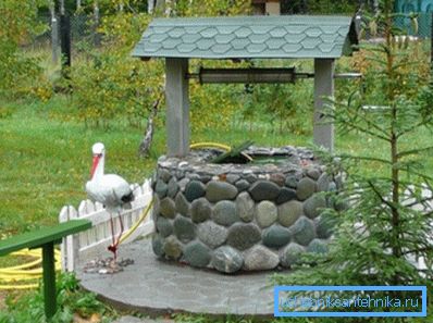 Cuando haya tanta belleza en el jardín, ya olvidará lo difícil que fue para usted buscar agua para un pozo. Cuando haya tanta belleza en el jardín, ya olvidará lo difícil que fue para usted buscar agua para un pozo.