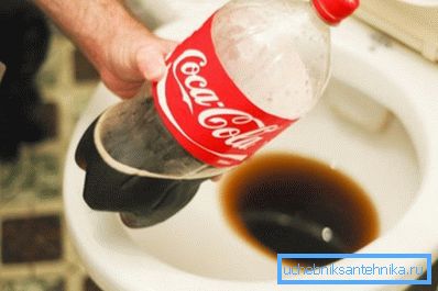 Coca-Cola es una herramienta eficaz para la limpieza de tuberías. Coca-Cola es una herramienta eficaz para la limpieza de tuberías.