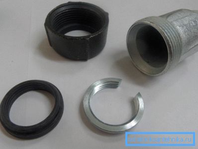 Adaptador de compresión de 1/2 pulg. Tubería a roscas de tubería del mismo diámetro.