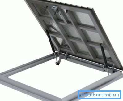 Una muestra cuadrada de aluminio soporta una carga de 200 kg. Una muestra cuadrada de aluminio soporta una carga de 200 kg.