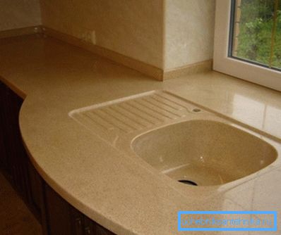 Encimera de fundición con fregadero de piedra artificial para cocina. Encimera de fundición con fregadero de piedra artificial para cocina.