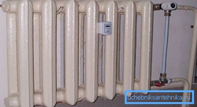 El mejor lugar para instalar el termostato es la entrada de la batería. El mejor lugar para instalar el termostato es la entrada de la batería.