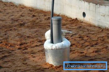 Los lugares de salida se calientan con especial cuidado, incluso la calefacción eléctrica no será superflua aquí. Los lugares de salida se calientan con especial cuidado, incluso la calefacción eléctrica no será superflua aquí.