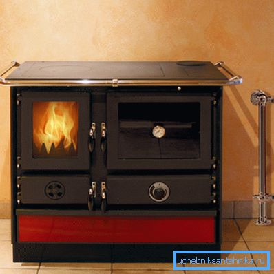 El horno de cocción de calefacción multiuso con un contorno de agua Magnum Super Termo El horno de cocción de calefacción multiuso con un contorno de agua Magnum Super Termo