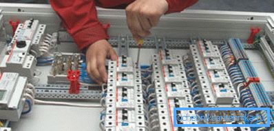La instalación de ventilación automática es mejor confiar a los expertos. La instalación de ventilación automática es mejor confiar a los expertos.