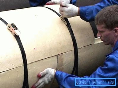 Instalación de carcasas en tuberías grandes. Instalación de carcasas en tuberías grandes.