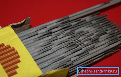 Esta foto muestra los electrodos de la marca. Esta foto muestra los electrodos de la marca.