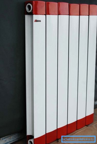 En la foto: el aluminio es ideal para la fabricación de radiadores y le permite crear varios diseños. En la foto: el aluminio es ideal para la fabricación de radiadores y le permite crear varios diseños.