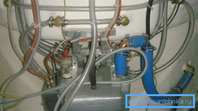 En la foto: cuantas más funciones tenga su ducha, más difícil será el sistema de suministro de agua. En la foto: cuantas más funciones tenga su ducha, más difícil será el sistema de suministro de agua.