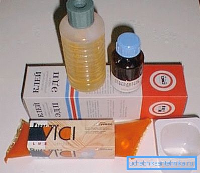 En la foto - pegamento epoxi con endurecedor. En la foto - pegamento epoxi con endurecedor.