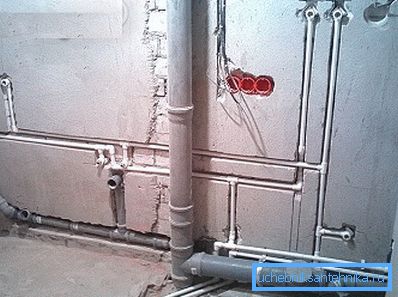 En la foto: la opción ideal, cuando todas las comunicaciones se cambian de nuevo, el sistema se puede instalar exactamente como lo necesita En la foto: la opción ideal, cuando todas las comunicaciones se cambian de nuevo, el sistema se puede instalar exactamente como lo necesita