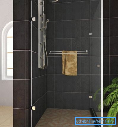 En la foto - una cabina sin palet. En la foto - una cabina sin palet.