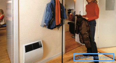 En la foto - convector eléctrico compacto. En la foto - convector eléctrico compacto.